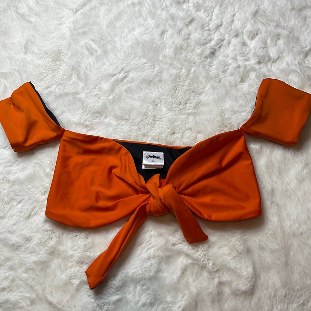 BFYNE swim top - SIZE: XS